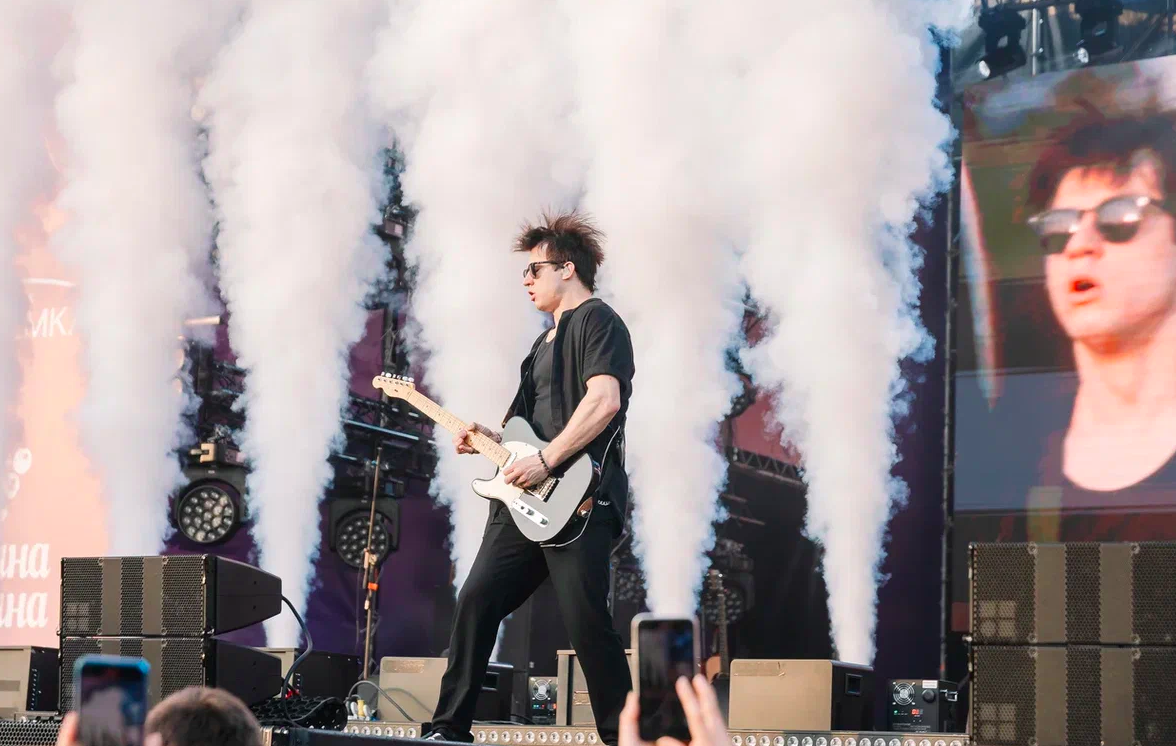 Фото Орали «Сигма-бой» и «А у реки». Опубликованы яркие моменты Черника Music Fest в Новосибирске 39